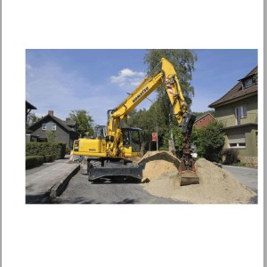 Komatsu PW200-7E0 H55051 UP Spare Parts Catalog